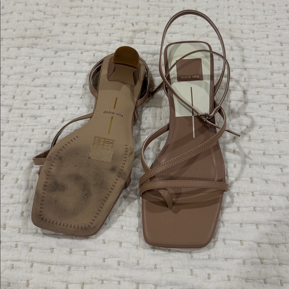 Dolce Vita Women's Brown Strappy Sandals - Picture 3 of 3